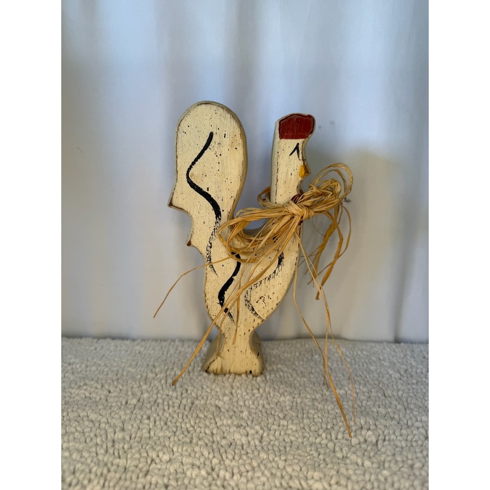 Vintage Rustic Wooden Rooster Figurine Farmhouse Country Decor Cream 9 Inch